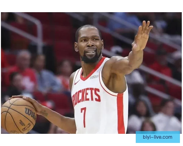 火箭更衣室泼水庆祝杜兰特超越乔丹 赤膊领取比赛用球回忆经典时刻